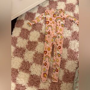 Posh Peanut Groovy Rainbow convertible footie pajamas / size 2T